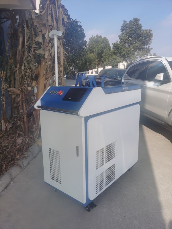 Máy hàn Laser sợi quang 1000W làm mát bằng nước cầm tay