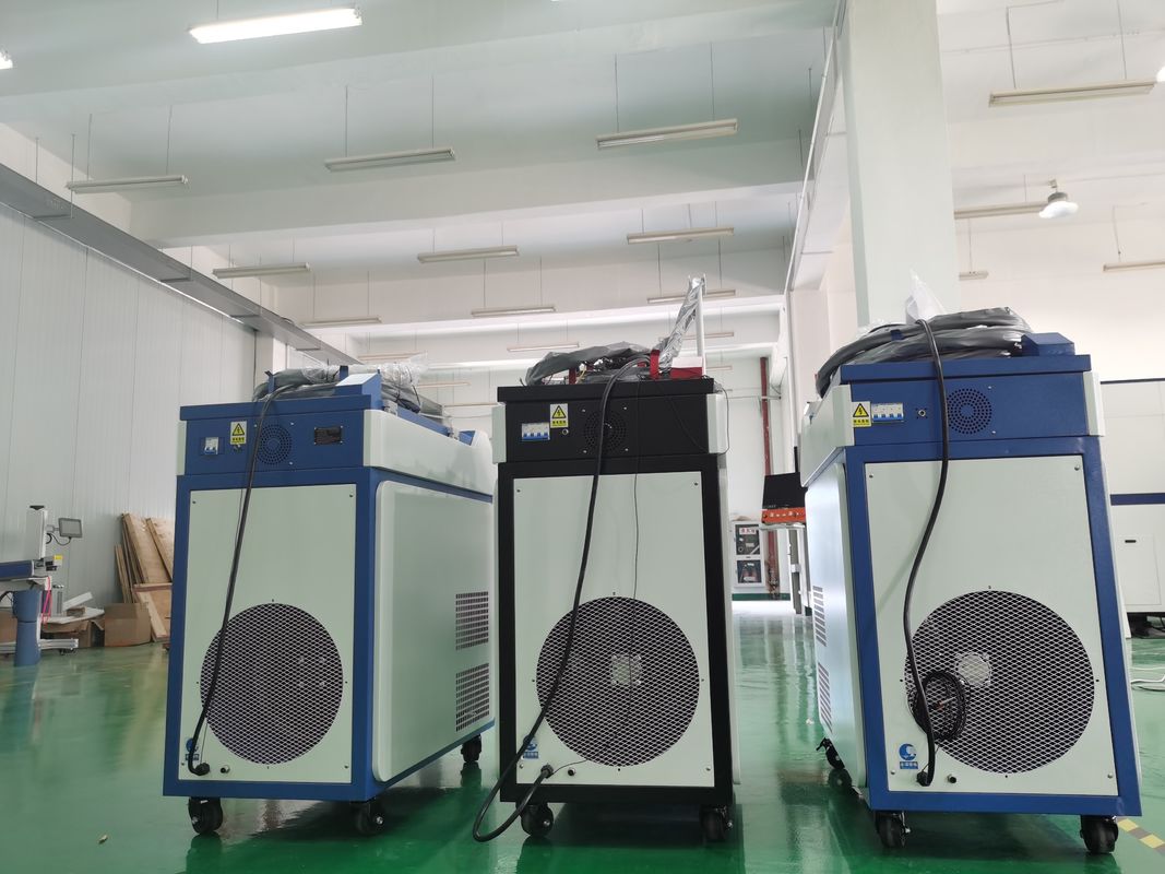 IEC60204 220V 8m Máy hàn laser cầm tay có thể điều chỉnh tại chỗ 6 chế độ