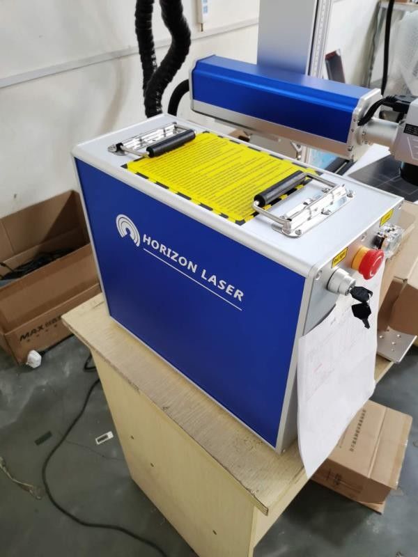 Máy khắc laser 50HZ cho đồ trang sức, Máy khắc laser để bàn cho kim loại