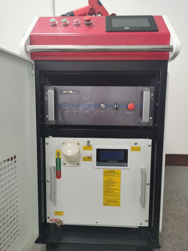 Máy hàn laser cầm tay 1000W 1080nm 6 chế độ Thiết kế tiện dụng