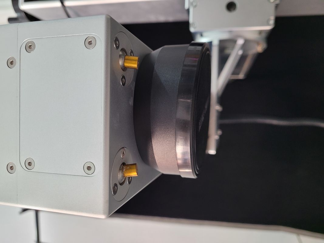 Máy khắc laser Raycus CE Fly cho ống kim loại