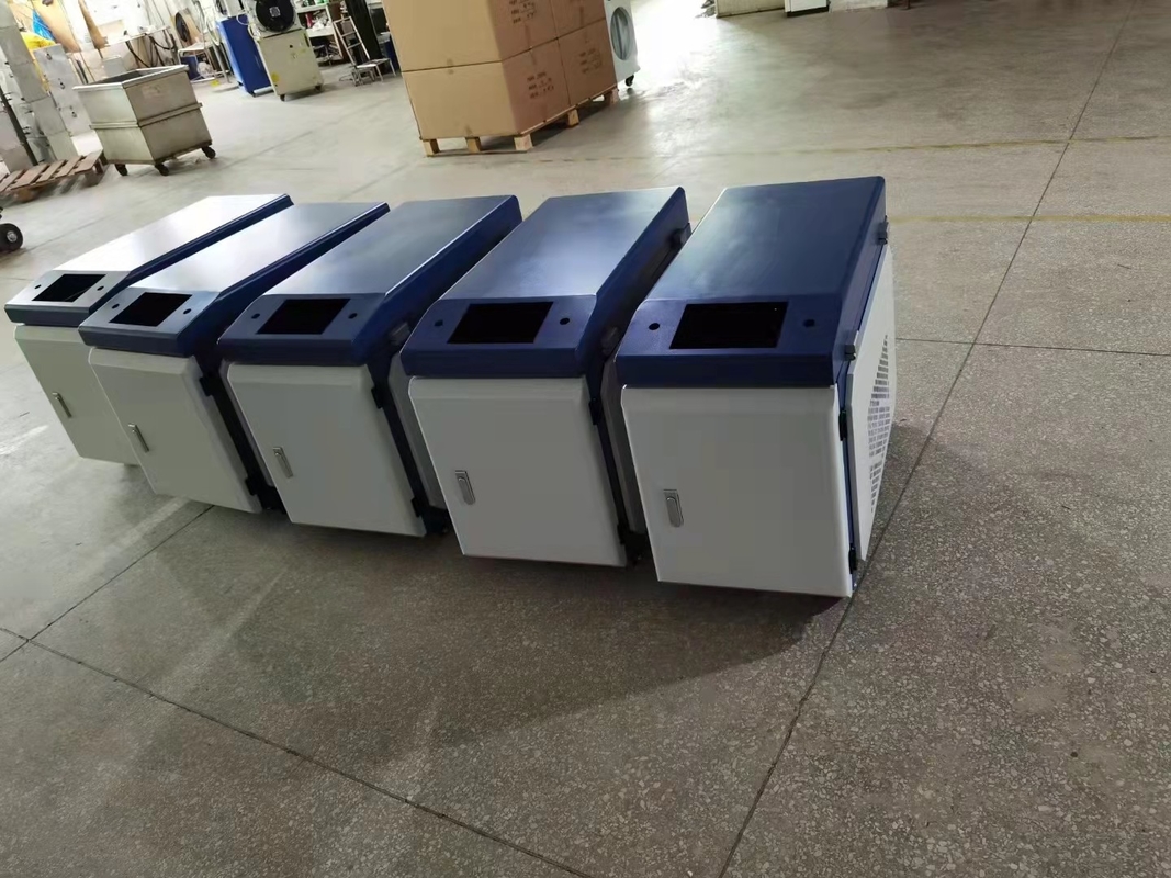 Máy hàn Laser tự động 1000W Kích thước một nửa Raycus 120mm / S